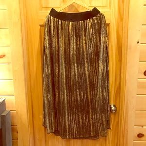 LuLaRoe Elegant Collection - Lucy Skirt